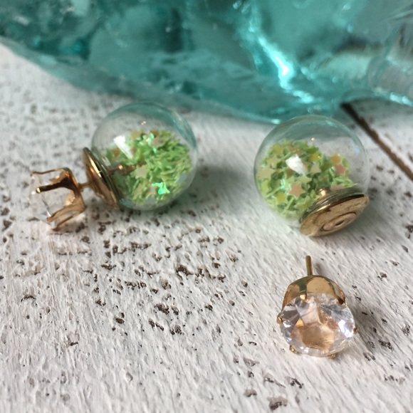 Green Star Double Stud Earrings - Picture 6 of 7